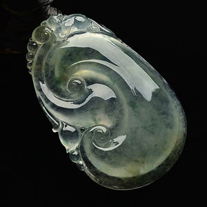 冰种飘花带黄翡如意挂件