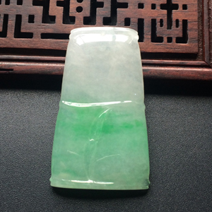 (超值推荐)糯冰种飘翠节节高挂件