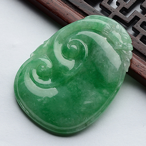 (超值推荐)糯冰种翠色如意挂件