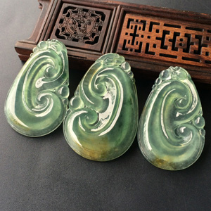 (超值推荐)冰种黄翡飘花如意挂件(一批走)