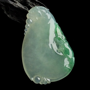 (超值推荐)糯冰种飘翠龙行如意挂件