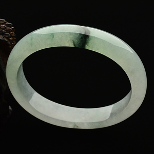 糯冰种飘花贵妃手镯(47.8-55.4mm)
