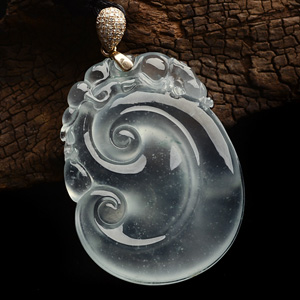 冰玻种晴水如意挂件