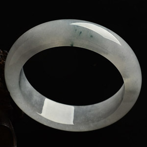 冰种晴水飘花手镯(58.9mm)