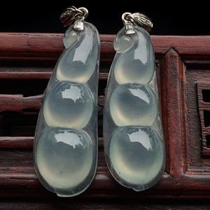 冰种淡晴水四季豆挂件(一对)