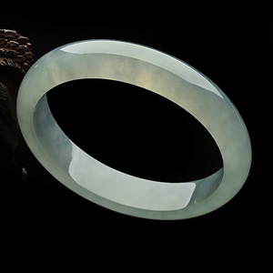 糯冰种晴水贵妃手镯(50.7-58.3mm)