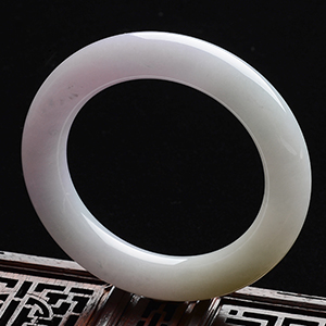 (超值推荐)糯冰种紫罗兰淡黄翡圆条手镯(55.3mm)