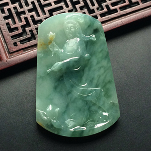 (超值推荐)糯冰种飘花莲座甘露挂件(陈德水大师出品)