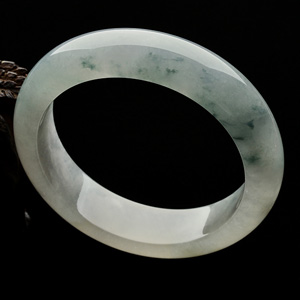 糯冰种飘花手镯（58.6mm）