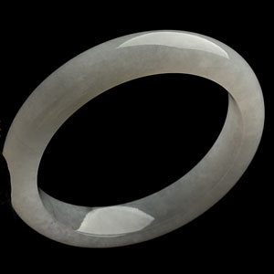 糯冰种淡晴水手镯(56mm)