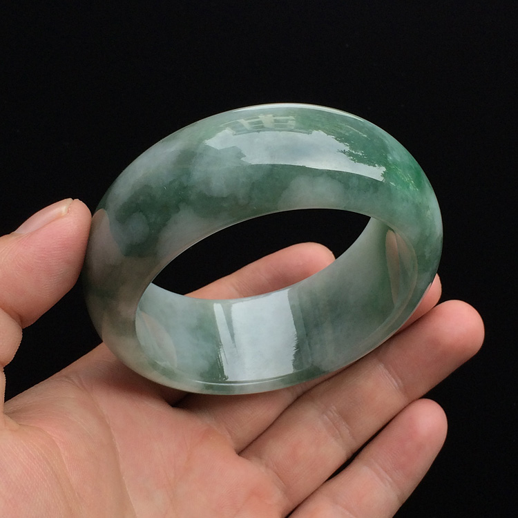 (超值推荐)糯冰种晴水飘翠手镯(57.1mm)
