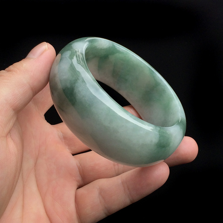 (超值推荐)糯冰种晴水飘翠手镯(57.1mm)