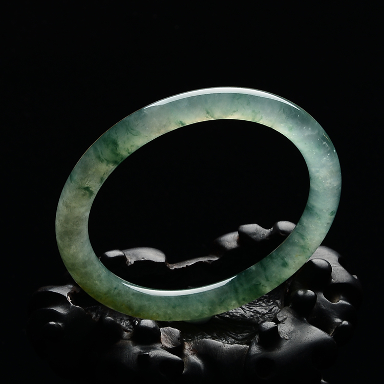 (超值推荐)冰种晴水飘花贵妃镯（53.8mm-47.3mm）