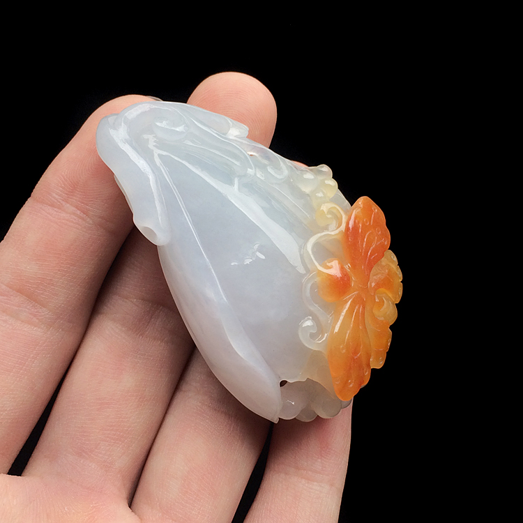 糯冰种红黄翡玉兰花挂件