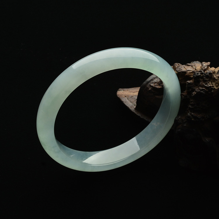 糯冰种晴水手镯(51.1mm)