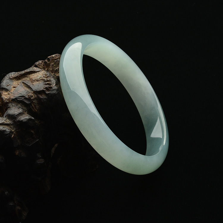 糯冰种晴水手镯(56.3mm)