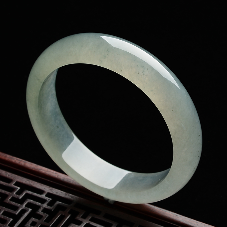 (超值推荐)冰种晴水手镯(59.5mm)