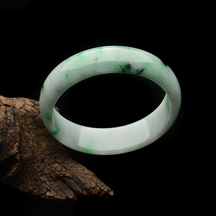 (超值推荐)糯冰种飘翠手镯(55.5mm)