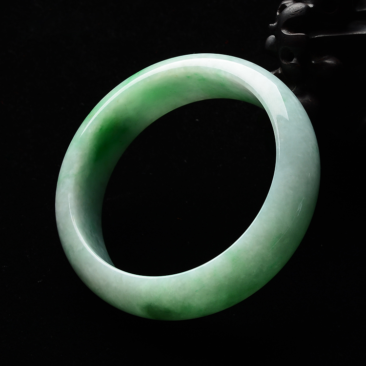 糯冰种晴水飘翠手镯(56.7mm)