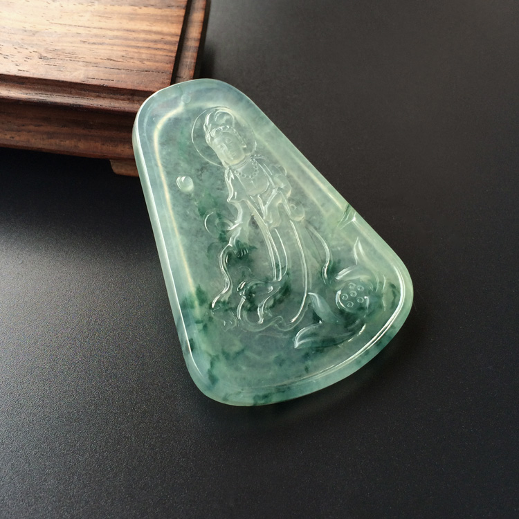 (超值推荐)冰种飘花站观音挂件