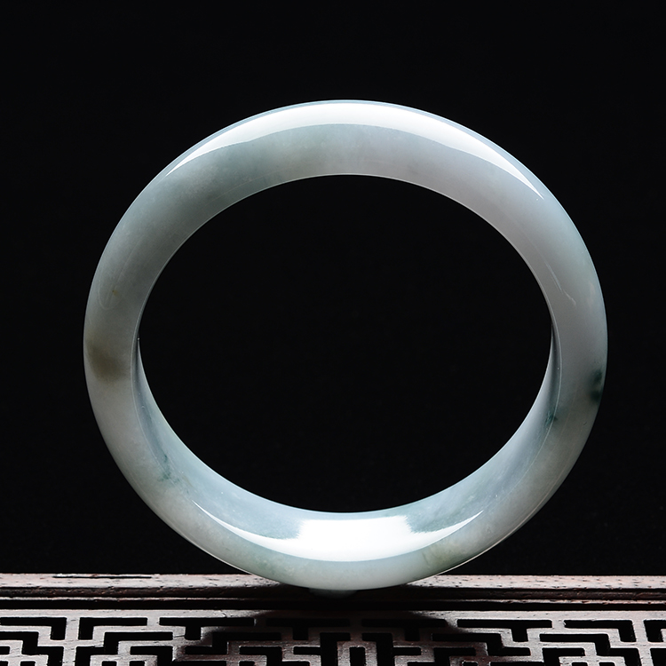 (超值推荐)糯冰种飘花手镯(57.8mm)