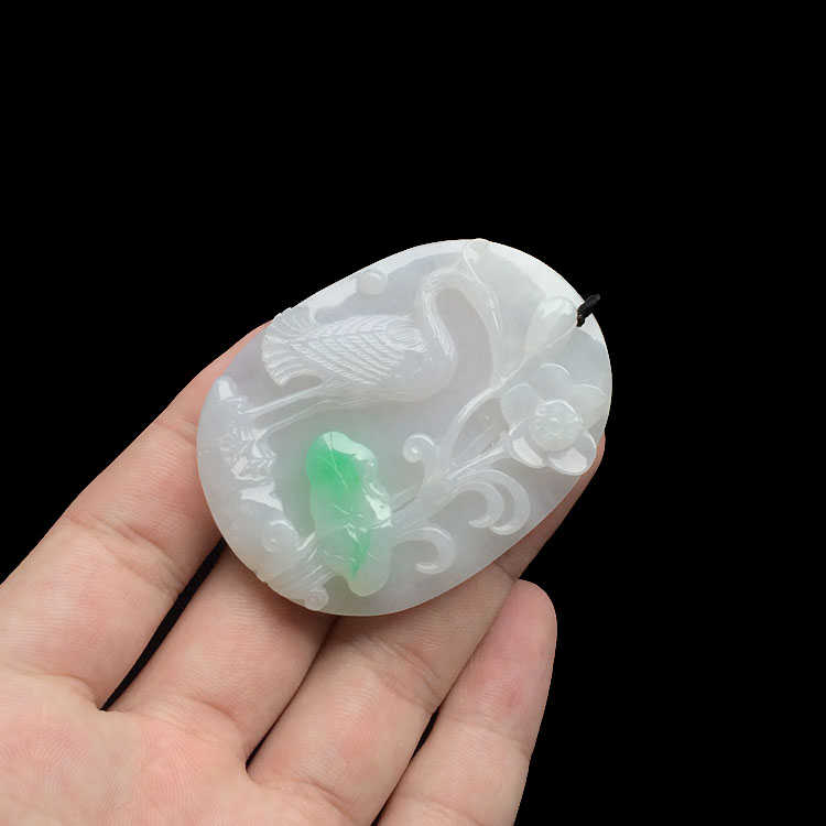 糯冰种飘翠一路连科挂件
