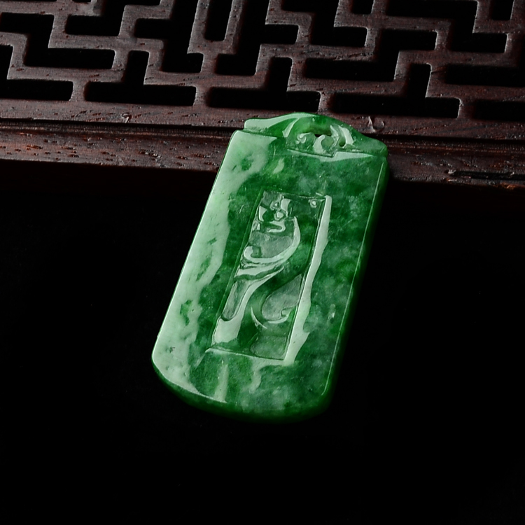 (超值推荐)糯冰种浓绿仿古龙凤牌挂件