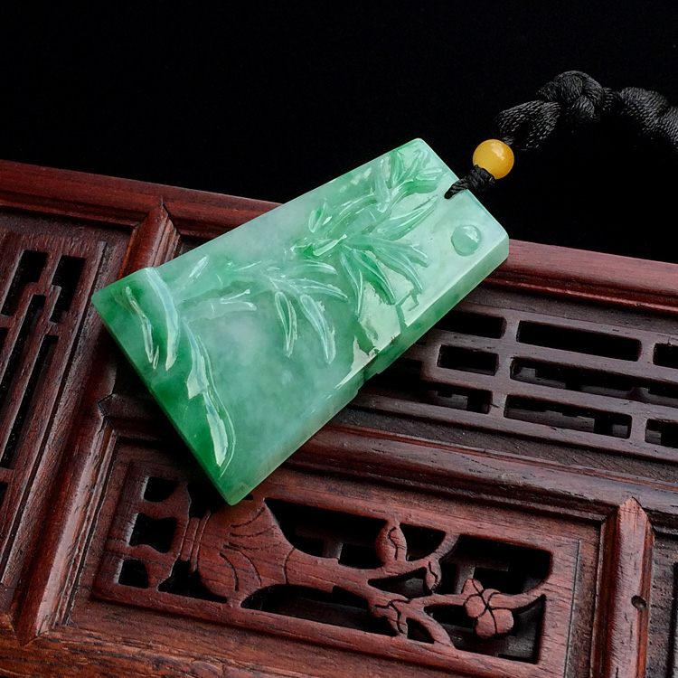 糯冰种翠色节节高挂件