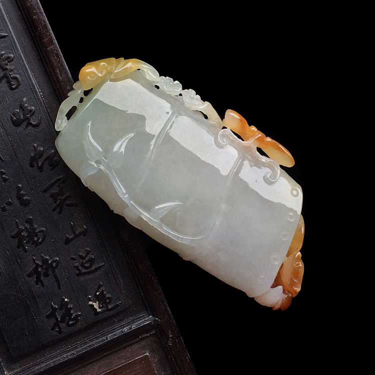 糯冰种黄翡节节高挂件