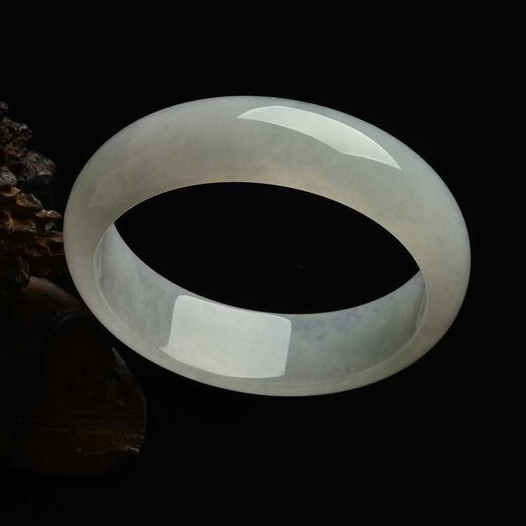糯冰种淡晴水手镯(57.2mm)