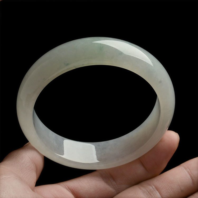 糯冰种淡晴水飘花手镯(60.4mm)