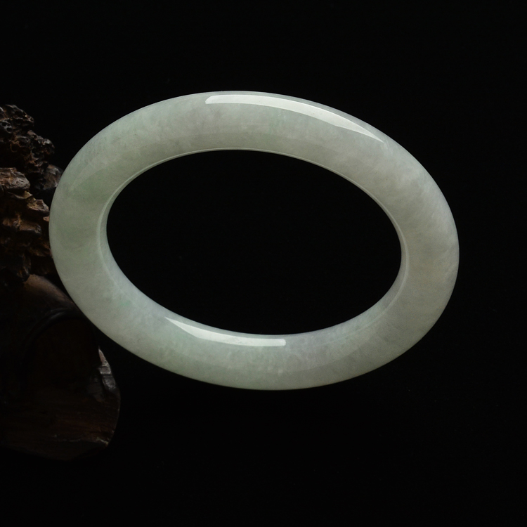 (超值推荐)糯冰种淡晴水圆条手镯(57.1mm)