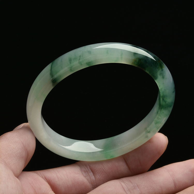 （超值推荐）冰种飘花贵妃手镯（55.7mm-46.9mm)