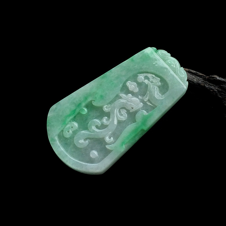 糯冰种飘翠龙凤呈祥挂件