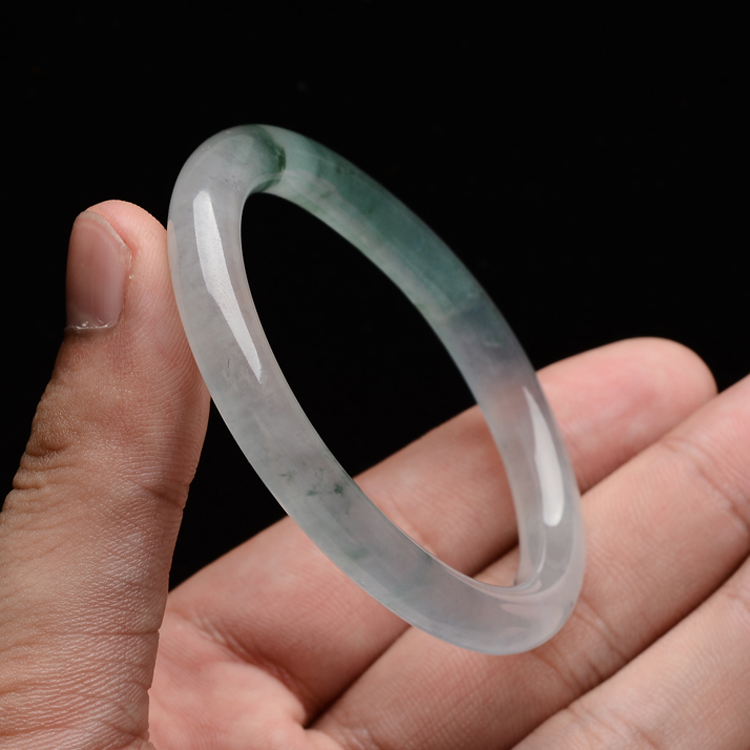 (超值推荐)冰种飘花圆条贵妃镯(51.5mm-42mm)