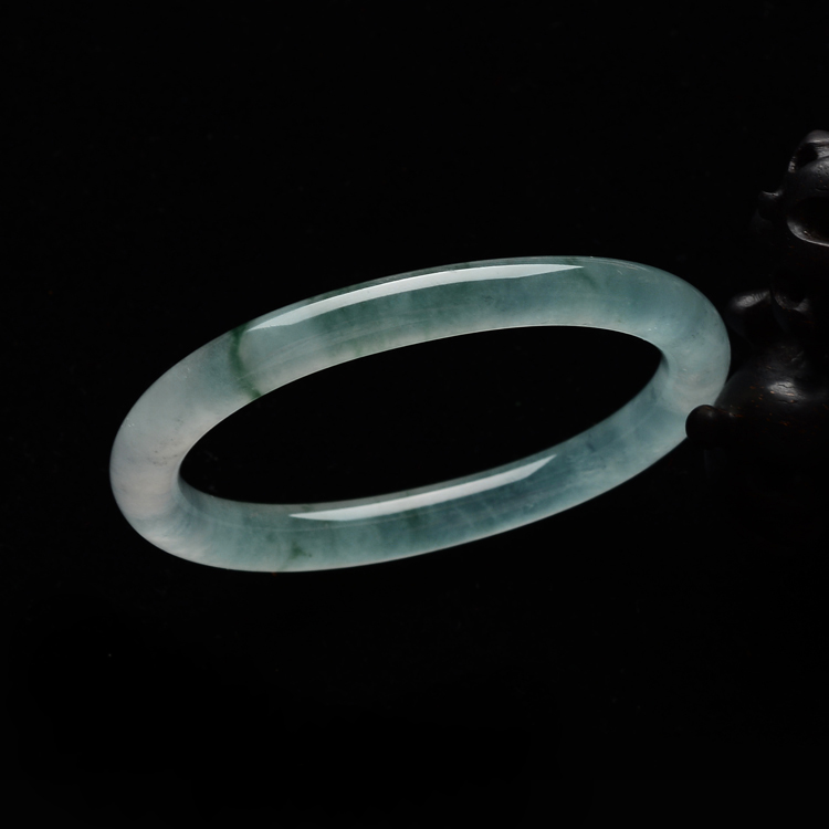(超值推荐)冰种飘花圆条贵妃镯(51.5mm-42mm)