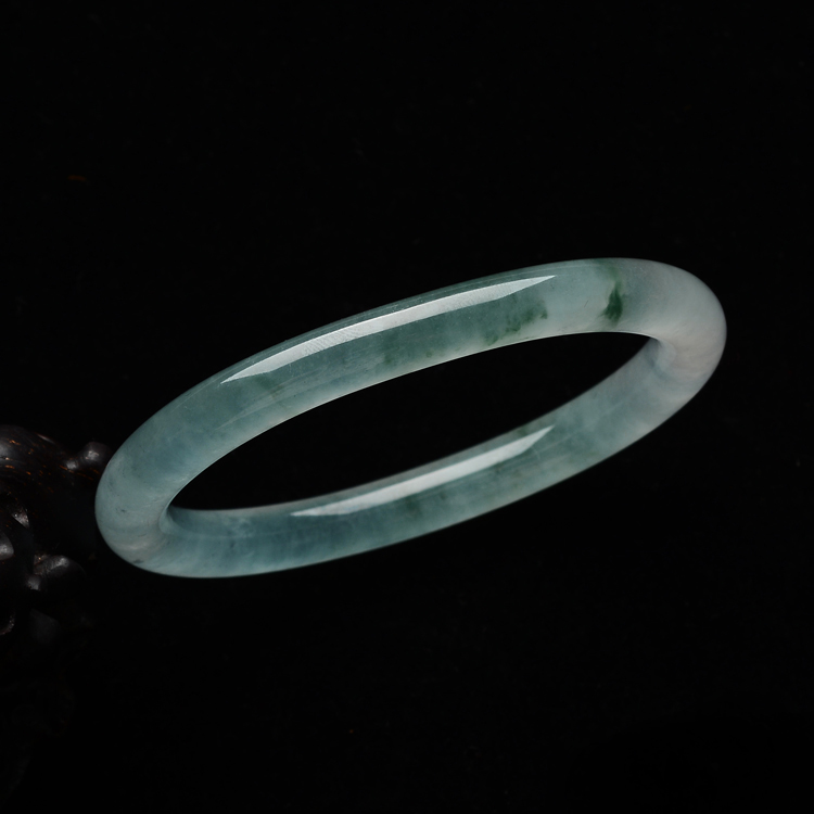 (超值推荐)冰种飘花圆条贵妃镯(51.5mm-42mm)