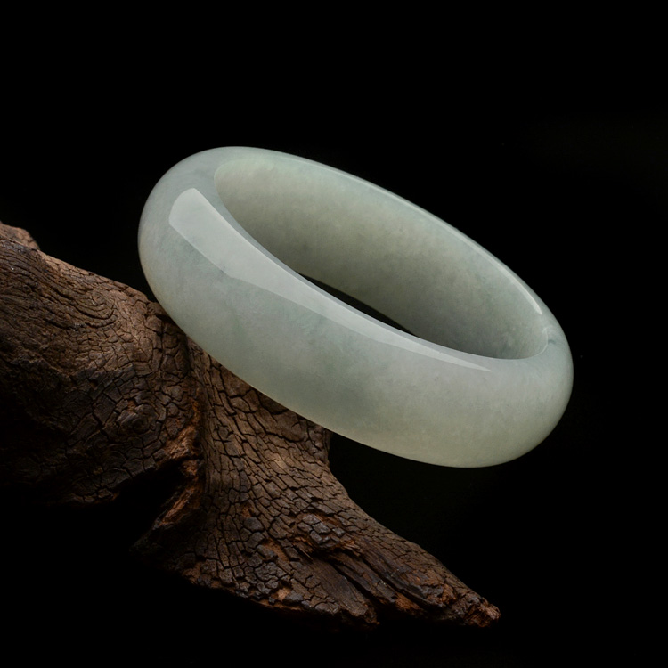 (超值推荐)糯冰种飘花手镯(55.4mm)