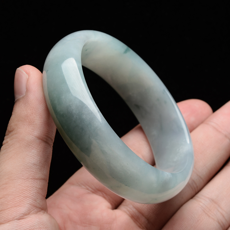 (超值推荐)糯冰种晴水飘花手镯(56.7mm)