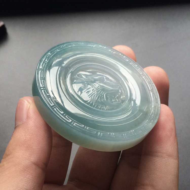 (超值推荐)糯冰种蓝晴水生肖虎牌挂件