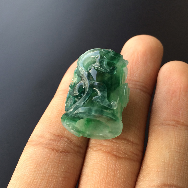 (超值推荐)糯冰种飘花螭龙如意路路通挂件