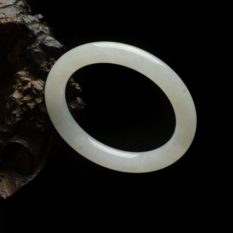 (超值推荐)糯冰种晴水圆条手镯(55mm)