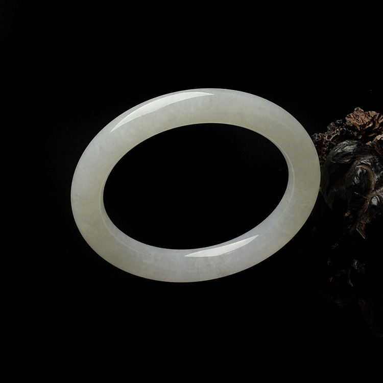 (超值推荐)糯冰种晴水圆条手镯(55mm)