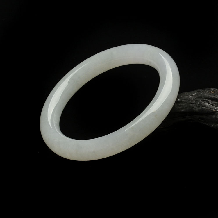 (超值推荐)糯冰种晴水圆条手镯(55mm)