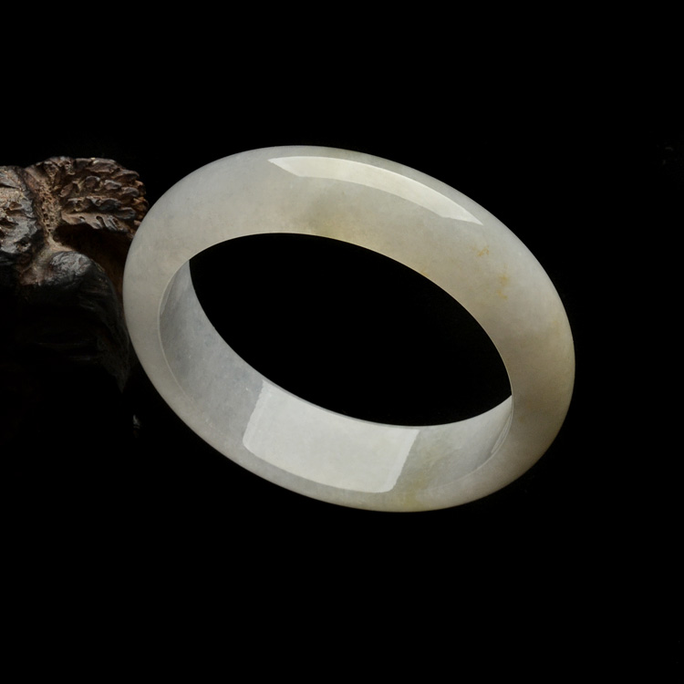 糯冰种淡黄翡手镯(56.9mm)