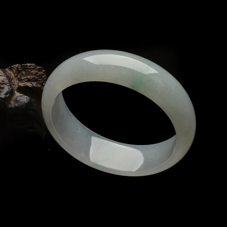 糯冰种晴水略飘翠手镯(59mm)