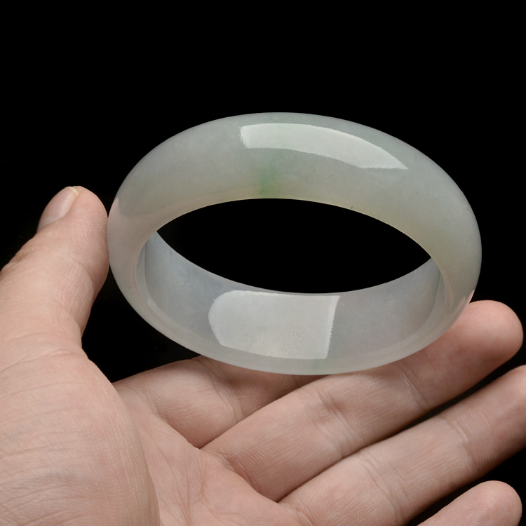 糯冰种晴水略飘翠手镯(59mm)