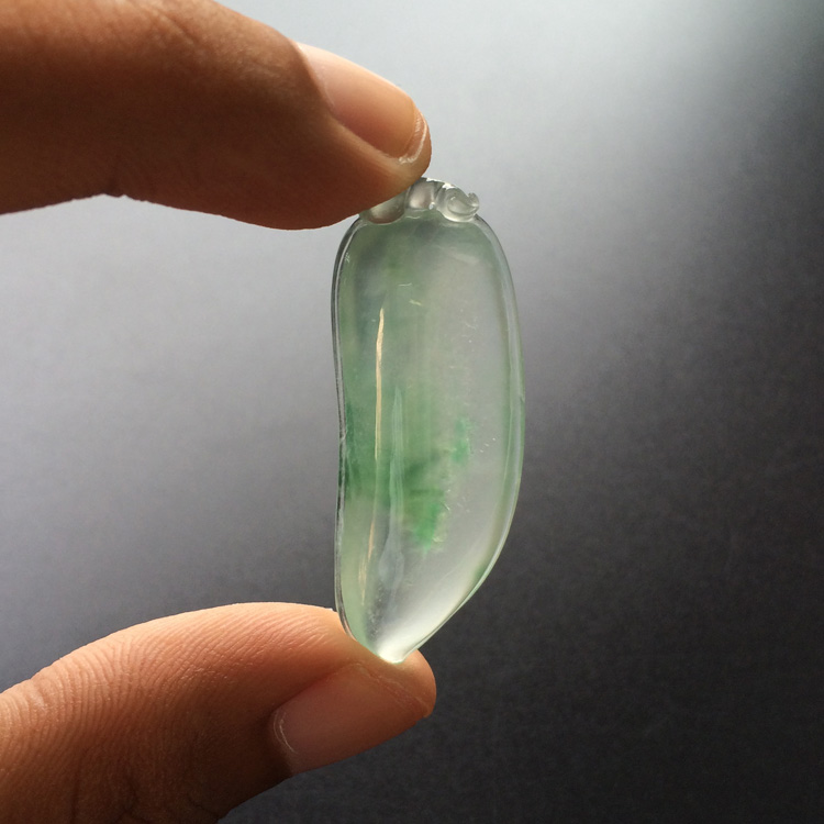 (超值推荐)冰玻种飘绿花四季豆/福瓜挂件(一对)