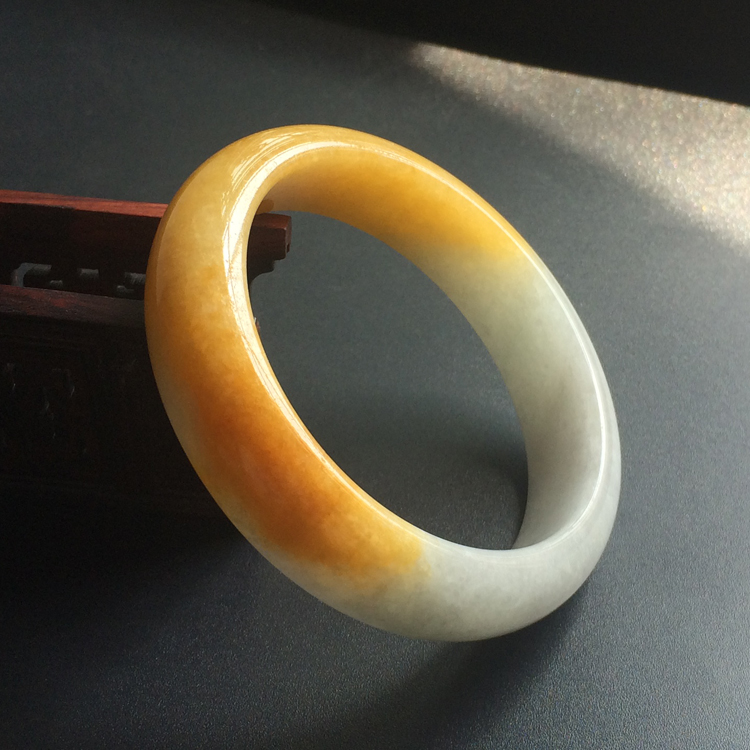 (超值推荐)糯冰种黄翡手镯(53.6mm)