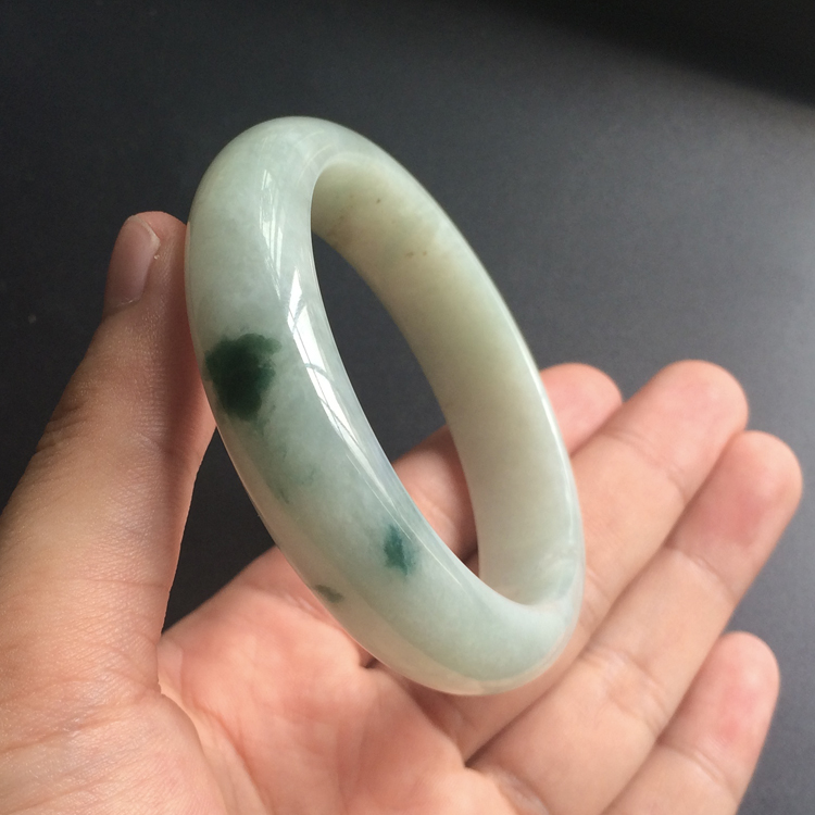 (超值推荐)糯冰种飘花手镯(56mm)